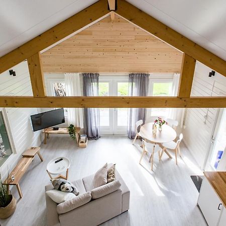 Chalet luxe - vakantiepark de Schreiershoek Dokkum Buitenkant foto